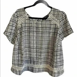 JNY Jones New York Size 1X Black and White Top